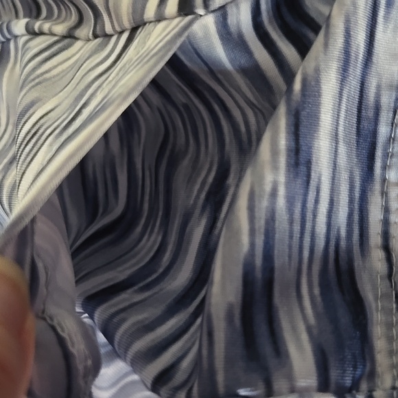 Zone Pro Athletic Leggings. - Picture 3 of 5